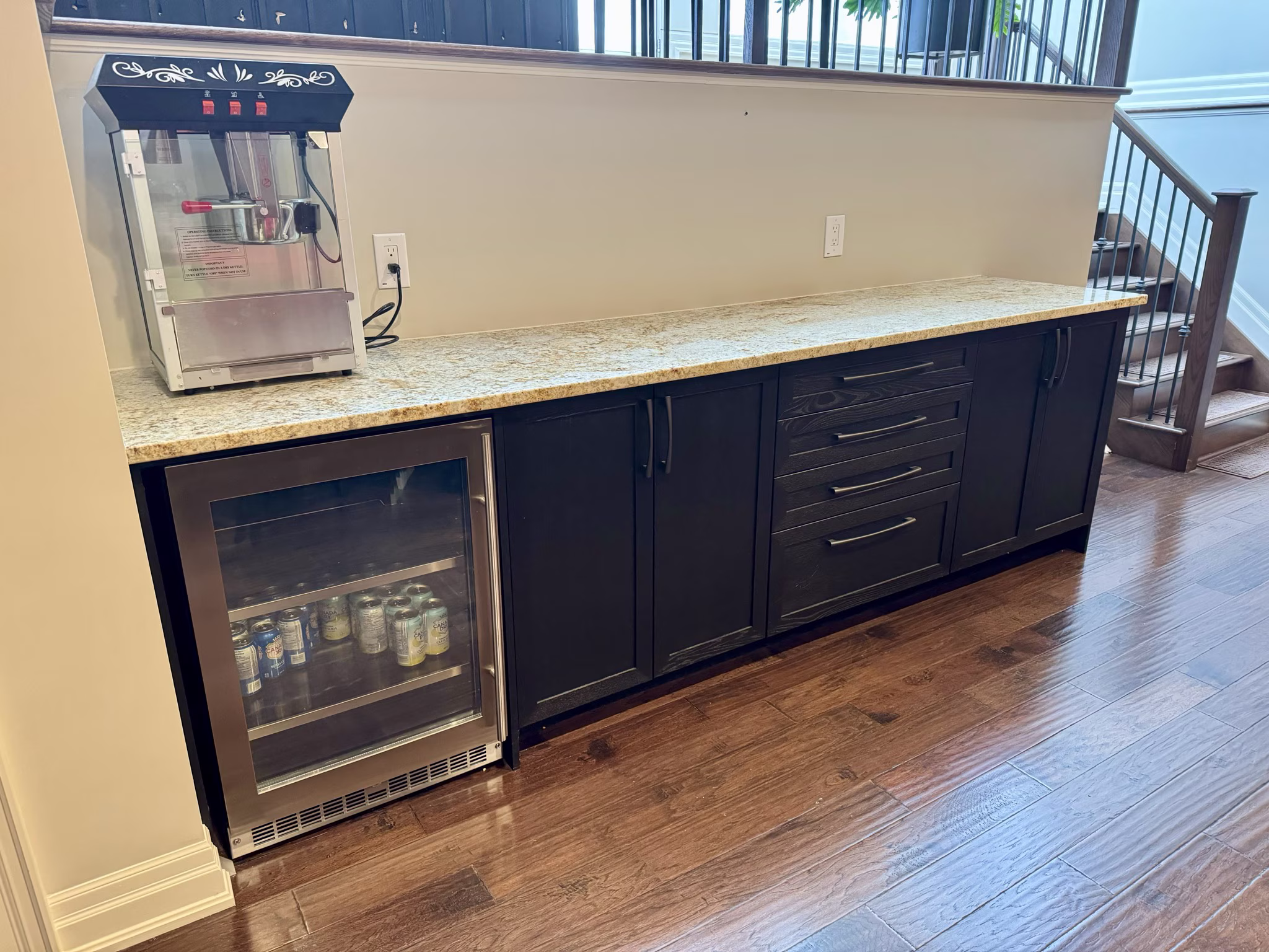 Popcorn machine at the ready IMG_0540.avif